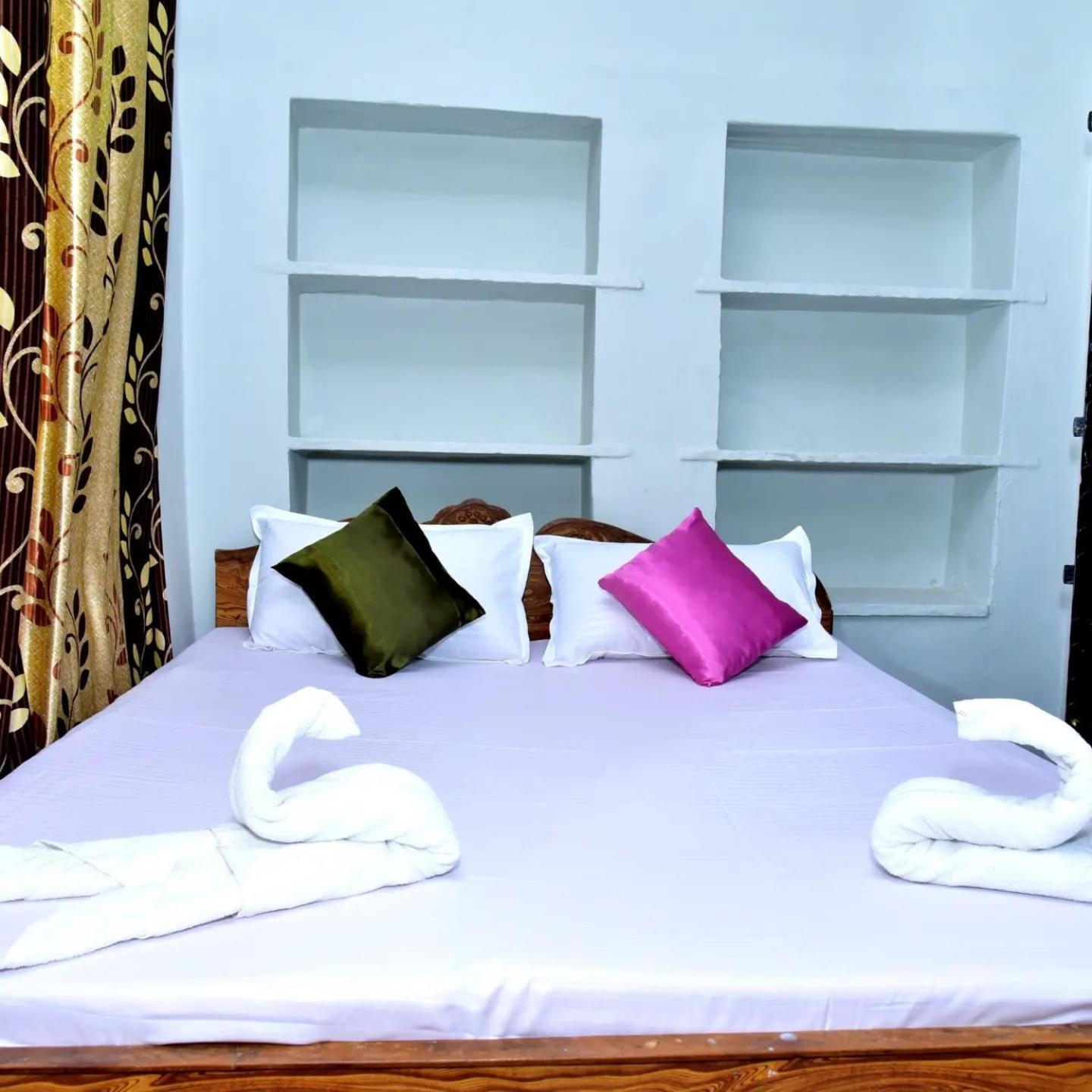 Moon Light Homestay